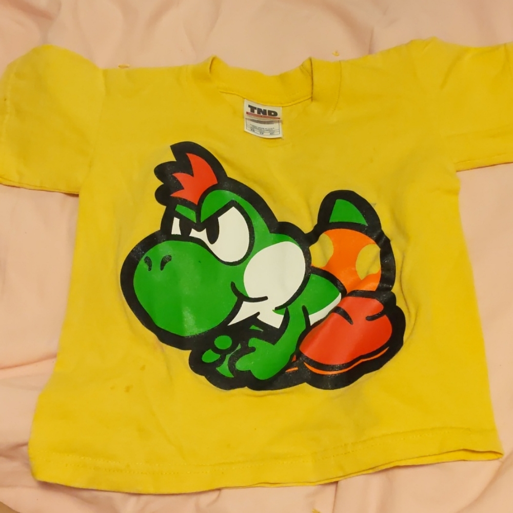 Yoshi tshirt